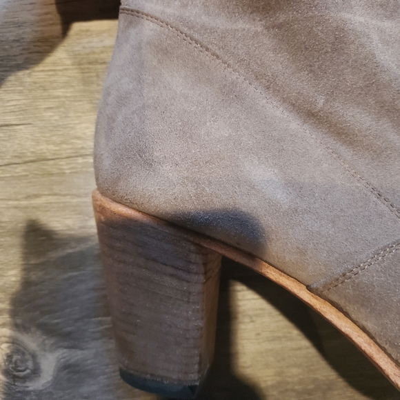 Alberto Fermani tan boots size 41 women's 10 in tan color suade beautifu… - Picture 2 of 4